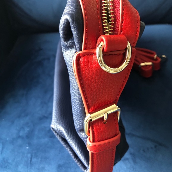 NWT Amrita Singh Navy and Red Shoulder Bag - Picture 5 of 8